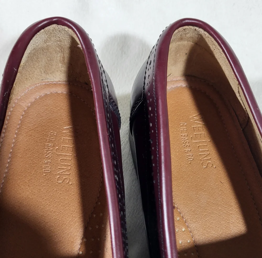 Weejuns G.H. Bass & Co. Stylish Burgundy Tassel Loafers for Mens Size 8.5